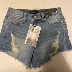 kendall +kylie shorts size 0/24